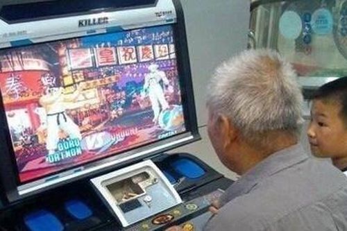 Ông cụ 60 tuổi mất 80 triệu đồng vì tham gia trò chơi trên mạng