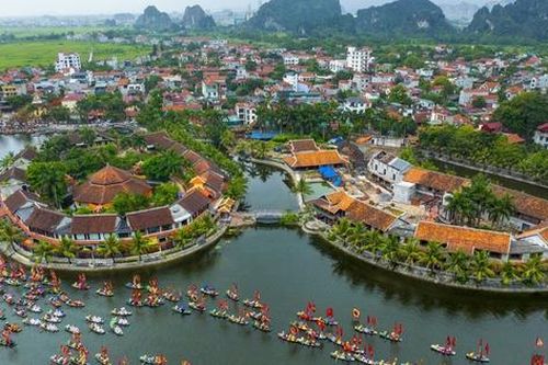 Phát triển đô thị Ninh Bình thành trung tâm du lịch sinh thái văn hóa cấp vùng đồng bằng sông Hồng