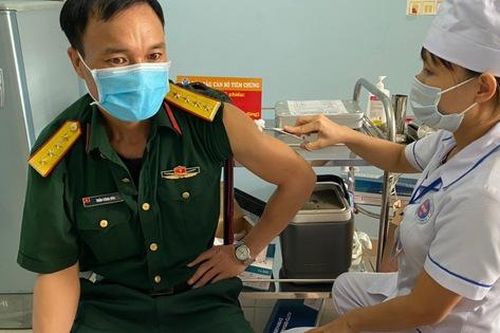 Rà soát chế độ phụ cấp đối với cán bộ y tế dự phòng, cơ sở trong lực lượng vũ trang