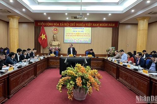Bàn giải pháp đưa điện lưới quốc gia đến thôn, bản chưa có điện