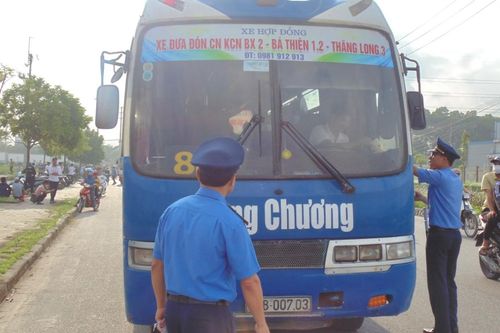 Vĩnh Phúc siết chặt quản lý xe đưa, đón công nhân