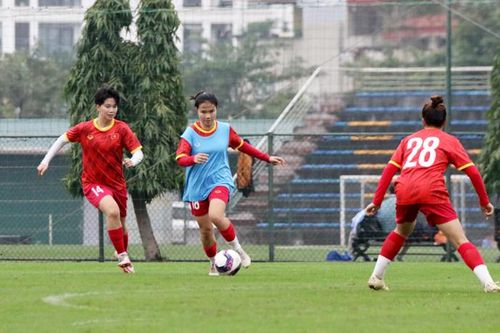 HLV Akira Iriji: Cải thiện kỹ năng cá nhân là ưu tiên hàng đầu