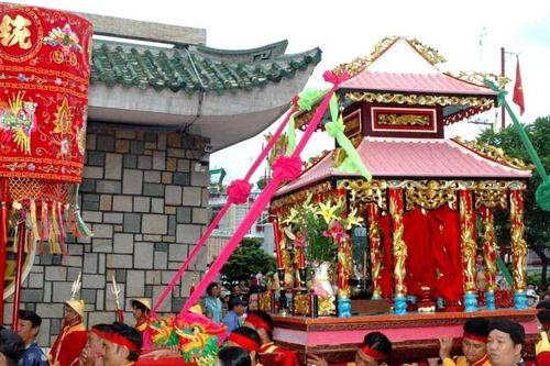 Gìn giữ văn hóa lễ hội: Xóa bỏ hủ tục, phát huy những giá trị truyền thống tốt đẹp