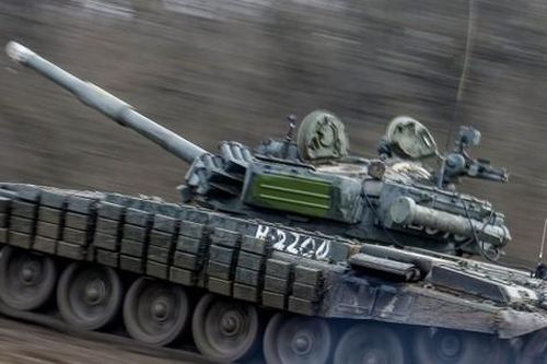 Truyền thông Nga: Leopard 2A4 của Đức không thể hủy diệt được T-72B nếu đối đầu ở Ukraine