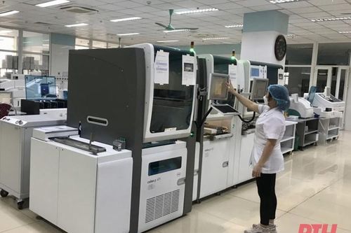 Ứng dụng khoa học và công nghệ để nâng cao chất lượng khám, chữa bệnh