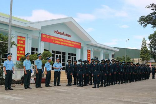 Tiểu đoàn Huấn luyện chiến sĩ mới, Sư đoàn 377, Quân chủng Phòng không - Không quân tiếp nhận chiến sĩ mới