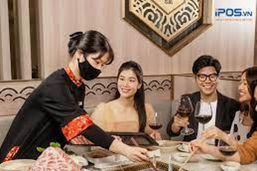 Nâng cao chất lượng dịch vụ ăn uống: Nghiên cứu tại Nhà hàng Boomerang quận 7, Thành phố Chí Minh