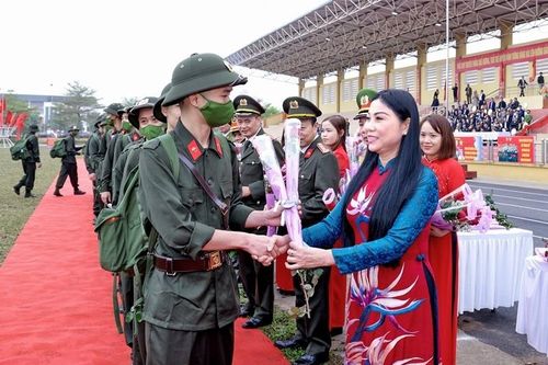 Vĩnh Phúc: Hoàn thành tốt giao nhận hơn 2.100 tân binh nhập ngũ đầu Xuân Quý Mão (2023)