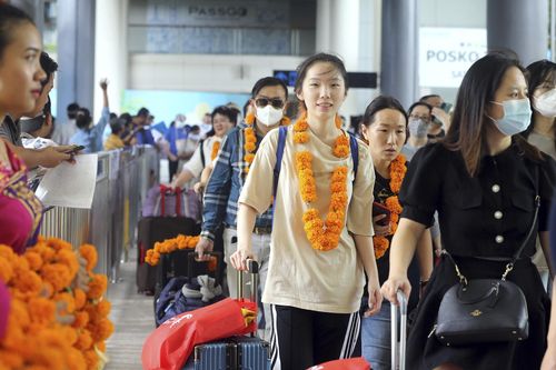 Trung Quốc thí điểm mở lại tour du lịch quốc tế tới 20 quốc gia