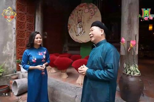 Du Xuân đi lễ đầu năm