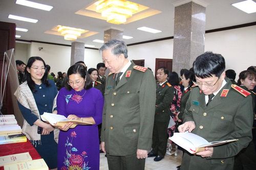 Giá trị cuốn sách của Tổng Bí thư đối với sự nghiệp bảo vệ an ninh, trật tự