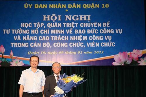 Gần 2.000 cán bộ quận 10 học tập nâng cao đạo đức công vụ