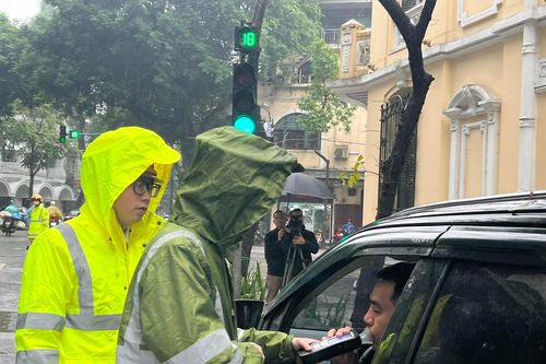 Thông báo về nơi công tác đối với người can thiệp xử lý vi phạm giao thông