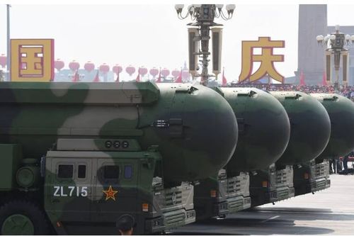 Washington 'báo động' khi để Trung Quốc vượt về số bệ phóng ICBM