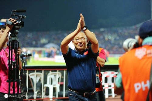 HLV Park Hang-seo: 'Cảm ơn các CLB đã gửi cho chúng tôi những cầu thủ tuyệt vời'