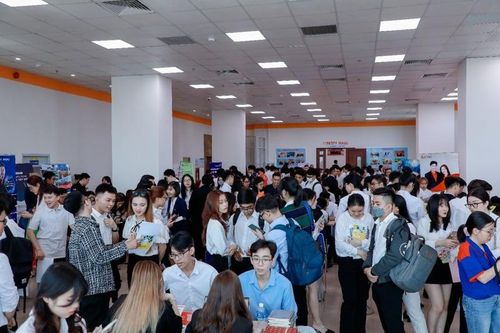 'Từ giảng đường đến khởi nghiệp' kết nối nhà trường, doanh nghiệp với sinh viên