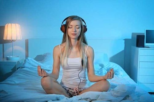 Bỏ 5 phút trước khi ngủ để làm 1 việc này, cơ thể nhận ngay lợi ích 'vàng' chưa từng có