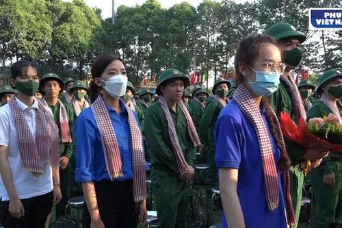Nữ tân binh TP.HCM vừa tốt nghiệp đại học: Nhập ngũ giúp bản thân trưởng thành hơn