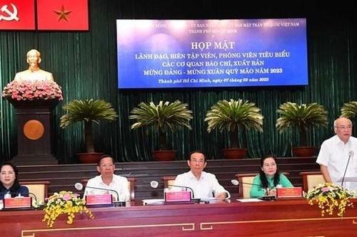 TP. Hồ Chí Minh: Báo chí đóng góp những giải pháp phục hồi, phát triển kinh tế thành phố