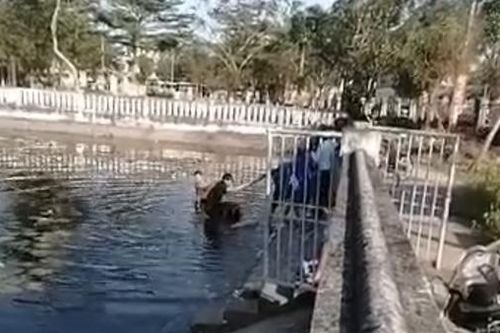 Công an xã kịp thời cứu sống một học sinh bị đuối nước dưới hồ sâu