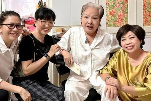 Cuộc sống tuổi xế chiều của nghệ sĩ Hồng Nga