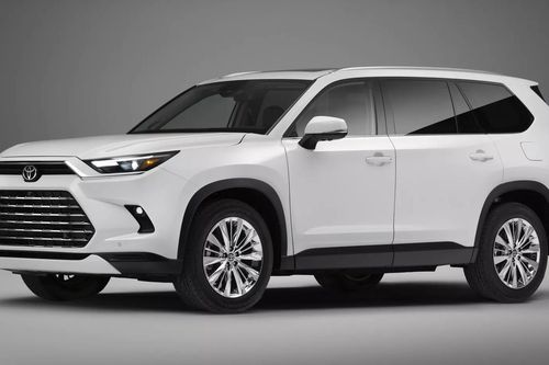 Xe gầm cao 7 chỗ Toyota Grand Highlander ra mắt