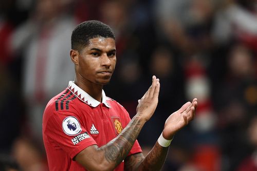 Rashford bị phạt
