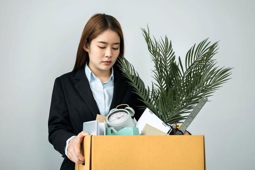 Bão sa thải ngành công nghệ dồn dập