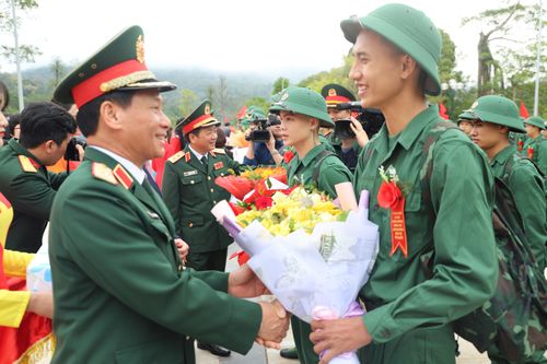Các tỉnh trên địa bàn Quân khu 2 hoàn thành chỉ tiêu tuyển quân