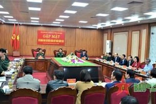 Bộ Chỉ huy quân sự tỉnh Hà Nam gặp mặt báo chí