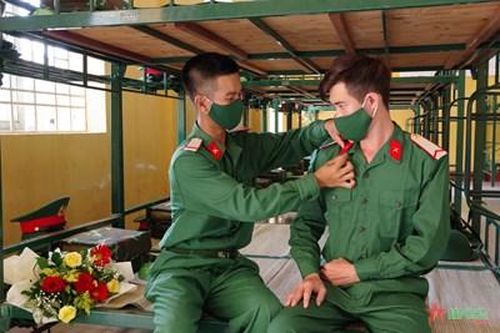 Quân khu 9: Ấm áp trong 'ngôi nhà chung' ngày đầu quân ngũ