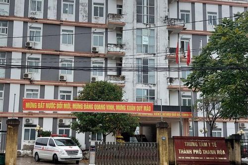 Trung tâm y tế gửi công văn 'xin tiền' các bệnh viện để làm băng rôn