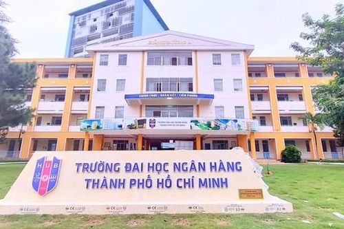 Trường ĐH Ngân hàng TPHCM tổ chức thi đánh giá năng lực trên máy tính