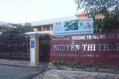 Vụ nữ sinh bị đánh trong nhà vệ sinh: Phòng GD&ĐT quận 7 xử lý ra sao?