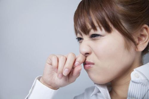 Không thể ngừng ngoáy mũi, cẩn thận 4 hiểm họa ập đến