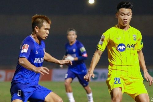'Soi kèo' 3 cầu thủ trẻ vừa được Sông Lam Nghệ An đôn lên đội 1