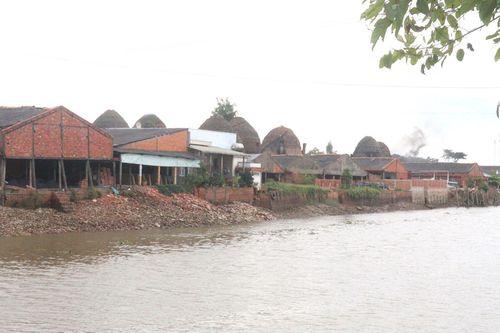 Bảo tồn các lò gạch, gốm truyền thống ở Mang Thít, tạo sản phẩm du lịch đặc thù