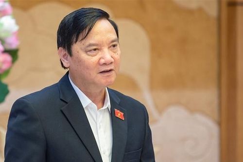 Thi hành Hiến pháp hiệu quả hơn nữa, thúc đẩy đất nước phát triển nhanh, bền vững