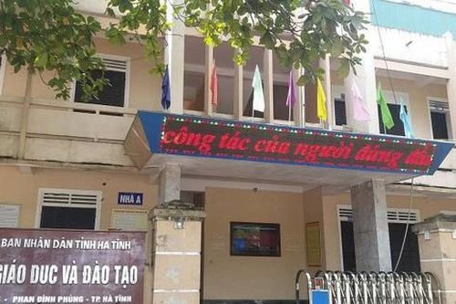 Nâng khống thiết bị giáo dục, hàng loạt lãnh đạo Sở Giáo dục và Đào tạo Hà Tĩnh bị kiểm điểm