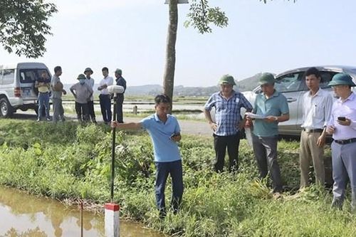 Hà Tĩnh: Kiểm điểm hàng loạt cán bộ xã vì sai sót trên đất của cao tốc Bắc - Nam