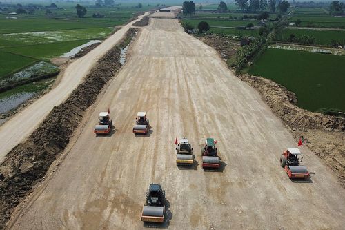 Phê bình loạt cán bộ sai sót liên quan dự án cao tốc qua Hà Tĩnh