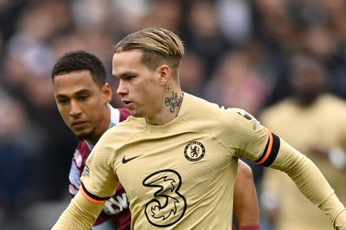 Tân binh 100 triệu euro của Chelsea lại gây thất vọng