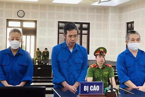 Tòa trả hồ sơ vụ án cựu Chủ tịch quận Liên Chiểu nhận hối lộ vì có đồng phạm nhưng chưa khởi tố