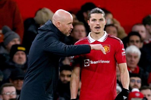 Erik ten Hag hứa bạo khiến Weghorst và Sabitzer khấp khởi ở MU
