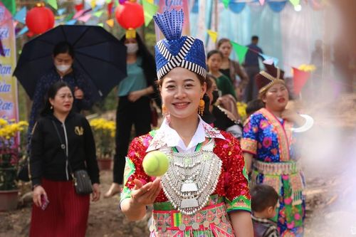 Những hình ảnh ấn tượng tại lễ hội Đền Vạn - Cửa Rào