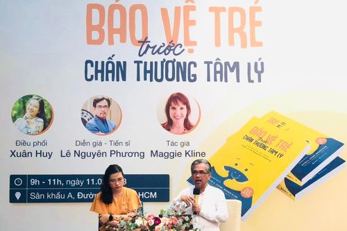 Giao lưu, ra mắt sách 'Bảo vệ trẻ trước chấn thương tâm lý'