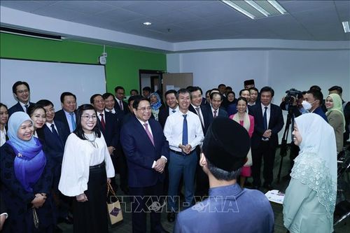 Thủ tướng Phạm Minh Chính thăm Đại học Quốc gia Brunei