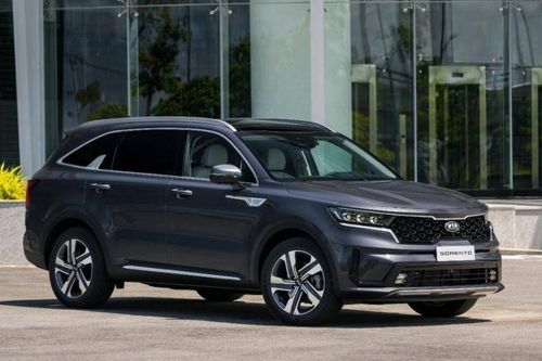 Nhiều mẫu SUV ăn khách đang giảm giá mạnh