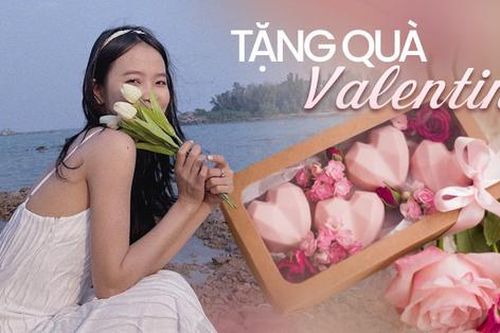 Áp lực vì sợ tặng quà Valentine ít tiền hơn