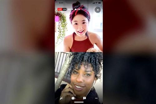 Hai người dùng có thể livestream chung trên YouTube
